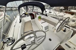 Oceanis 43 in Sukošan / D-Marin Dalmacija Marina thumbnail 12