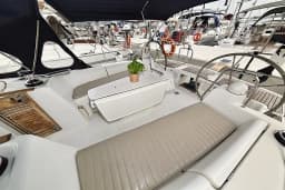 Oceanis 43 in Sukošan / D-Marin Dalmacija Marina thumbnail 9