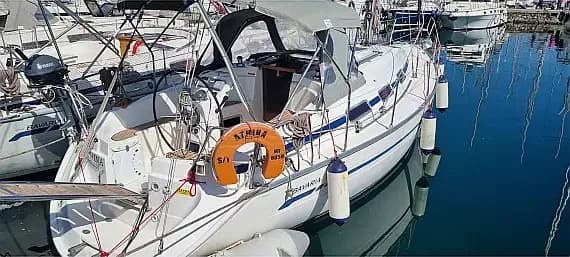 Bavaria 32 Cruiser in Preveza Main Port - image 1