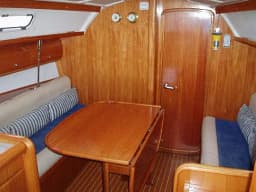 Bavaria 32 Cruiser in Preveza Main Port thumbnail 2