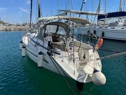 Bavaria 32 Cruiser in Preveza Main Port thumbnail 8