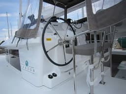 Lagoon 400 S2 in Lavrion Main Port thumbnail 7
