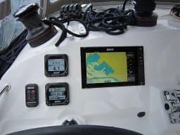 Lagoon 400 S2 in Lavrion Main Port thumbnail 9