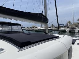 Lagoon 400 S2 in Ibiza / Santa Eulària des Riu / Marina Santa Eulalia thumbnail 9