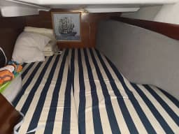 Oceanis 393 in Lefkada / D-Marin Marina Lefkas thumbnail 12