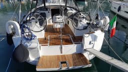 Sun Odyssey 519 in Tropea / Porto di Tropea thumbnail 16