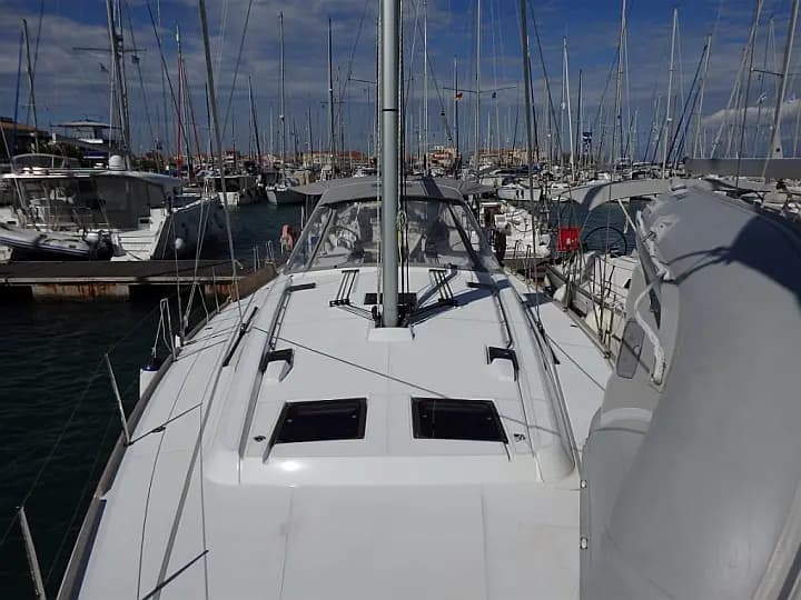 Oceanis 48 in Lefkada / Port of Lefkas - Photo 5