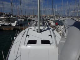 Oceanis 48 in Lefkada / Port of Lefkas thumbnail 4