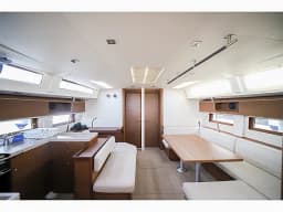 Oceanis 51.1 in Sardinia / Olbia / Marina di Olbia thumbnail 2