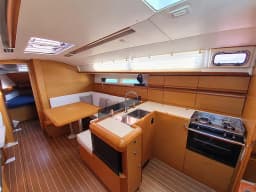 Sun Odyssey 409 in Koh Chang thumbnail 7