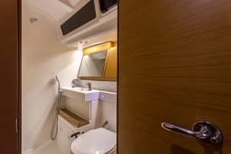 Sun Odyssey 440 in Athens / Alimos Marina thumbnail 17