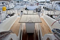 Bavaria 41 Cruiser in Šibenik / D-Marin Marina Mandalina thumbnail 8
