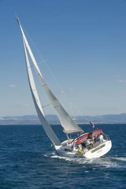 Oceanis 45 in Split / ACI Marina Split thumbnail 5
