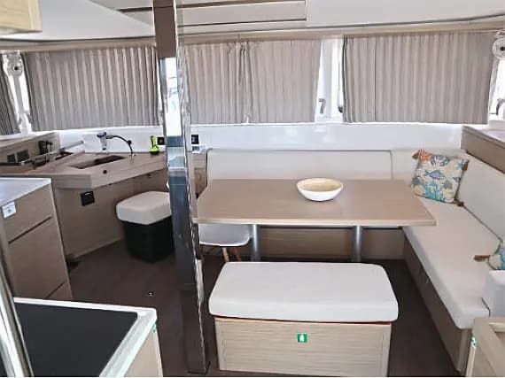 Lagoon 46 in Athens / Alimos Marina - Photo 3