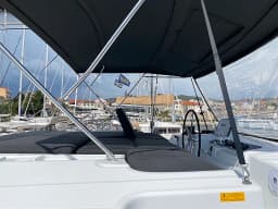 Lagoon 46 in Šibenik / D-Marin Marina Mandalina thumbnail 10