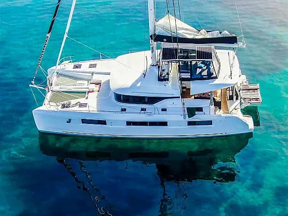 Lagoon 50 in Nea Peramos - Attica / Nea Peramos - Photo 1