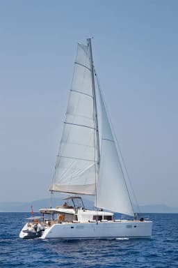 Lagoon 450 in Corsica / Propriano / Port of Propriano thumbnail 6