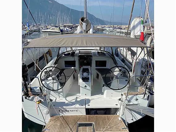 Sun Odyssey 410 in Castellammare di Stabia / Marina di Stabia - Photo 1