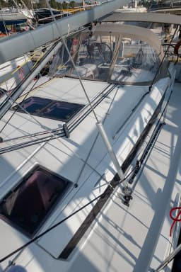 Sun Odyssey 440 in Lefkada / D-Marin Marina Lefkas thumbnail 8