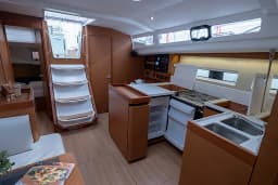 Sun Odyssey 440 in Lefkada / D-Marin Marina Lefkas thumbnail 18