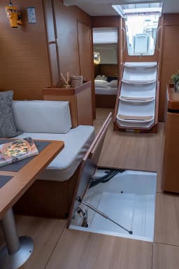 Sun Odyssey 440 in Lefkada / D-Marin Marina Lefkas thumbnail 31