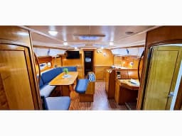 Bavaria 50 in Athens / Alimos Marina thumbnail 2