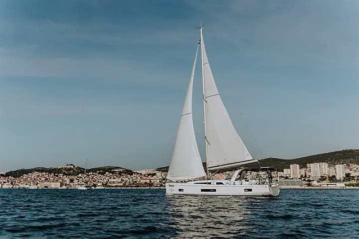 Oceanis 46.1 in Šibenik / D-Marin Marina Mandalina - Photo 5