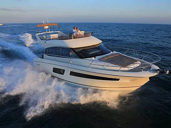 Prestige 450 in Sicily / Giardini Naxos / Porto di Giardini - Photo 1