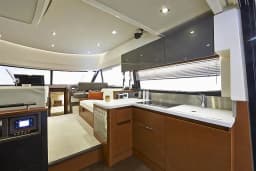 Prestige 450 in Sicily / Giardini Naxos / Porto di Giardini thumbnail 10