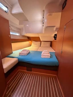 Bavaria Cruiser 51 in Athens / Alimos Marina thumbnail 13