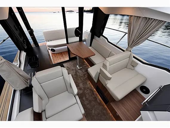 Grandezza 30 OC in Trogir / SCT Marina Trogir - Photo 2