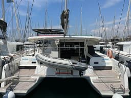 Lagoon 42 in Athens / Alimos Marina thumbnail 7