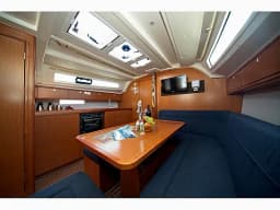 Bavaria Cruiser 41 in Murter / Marina Hramina thumbnail 2
