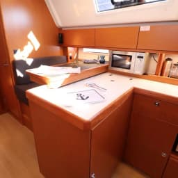 Bavaria Cruiser 51 in Castellammare di Stabia / Marina di Stabia thumbnail 18