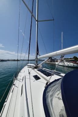 Bavaria Cruiser 45 in Sukošan / D-Marin Dalmacija Marina thumbnail 13
