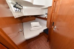 Bavaria Cruiser 45 in Sukošan / D-Marin Dalmacija Marina thumbnail 24