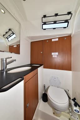Bavaria Cruiser 45 in Sukošan / D-Marin Dalmacija Marina thumbnail 43