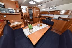 Bavaria Cruiser 45 in Sukošan / D-Marin Dalmacija Marina thumbnail 5