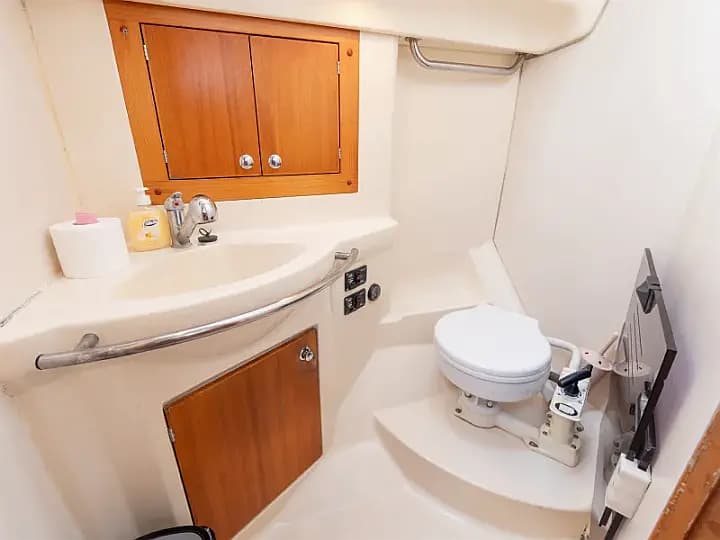 Elan 34 in Preveza Marina - Photo 5