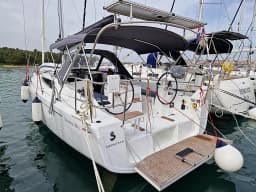 Oceanis 34.1 in Medulin / Marina Medulin thumbnail 5
