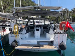 Sun Odyssey 410 in Marmaris / Netsel Marmaris Marina thumbnail 6