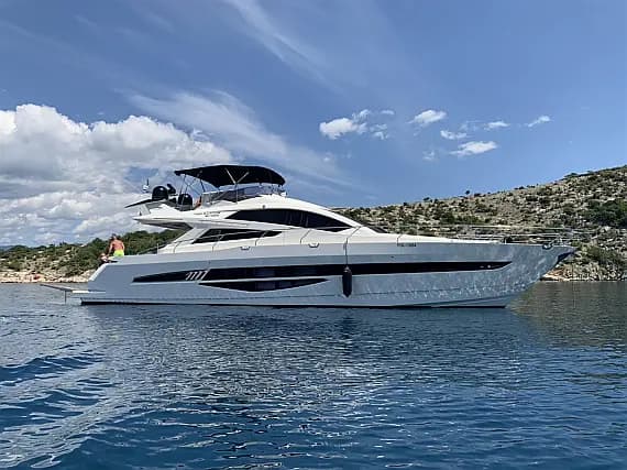 Galeon 700 in Novi Vinodolski / Mitan Marina - Photo 1