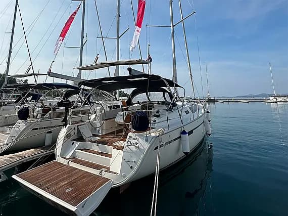 Bavaria Cruiser 46 in Drage / Marina Drage - image 1