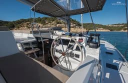 Saona 47 in Mallorca / Palma de Mallorca / La Lonja Marina Charter thumbnail 10