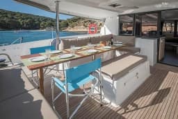 Saona 47 in Mallorca / Palma de Mallorca / La Lonja Marina Charter thumbnail 13