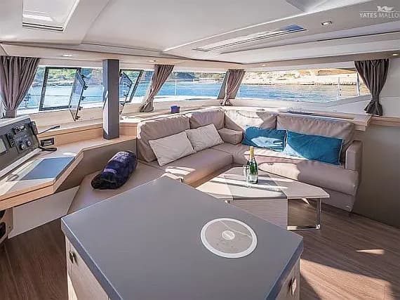 Saona 47 in Mallorca / Palma de Mallorca / La Lonja Marina Charter - Photo 3