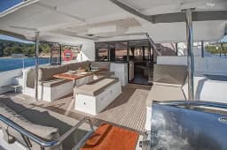 Saona 47 in Mallorca / Palma de Mallorca / La Lonja Marina Charter thumbnail 9
