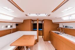Sun Odyssey 479 in Mykonos / Tourlos Marina thumbnail 17