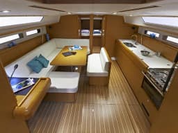 Sun Odyssey 479 in Mykonos / Tourlos Marina thumbnail 2