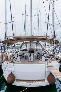 Sun Odyssey 479 in Mykonos / Tourlos Marina thumbnail 6